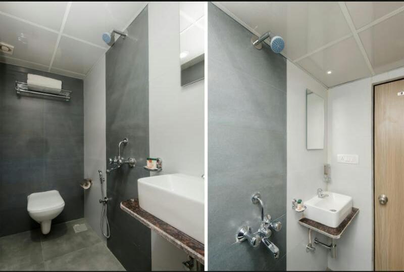 Hotel Time Gold Near Domestics Airport Mumbai Exterior photo